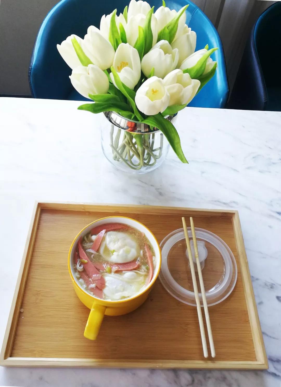 疫情一線過(guò)生日：一碗長(zhǎng)壽面+一個(gè)荷包蛋