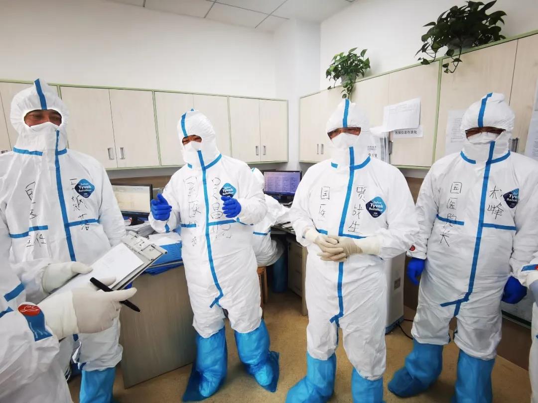 【戰(zhàn)“疫”人物】白衣當(dāng)鎧甲，抗“疫”是打仗——記西安國(guó)際醫(yī)學(xué)中心醫(yī)院赴湖北醫(yī)療隊(duì)專(zhuān)家王飆落