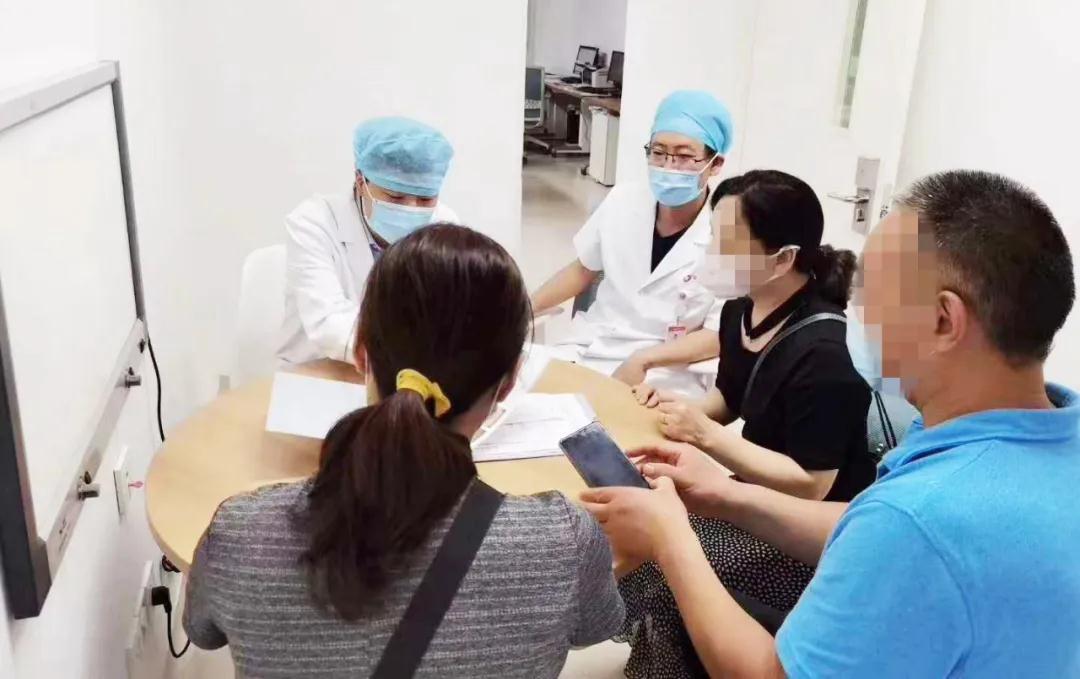 險！桃核卡在氣道上  這個急救方法你得掌握