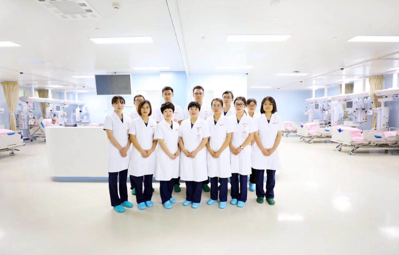 與時(shí)間賽跑的人們——西安國(guó)際醫(yī)學(xué)中心醫(yī)院重癥醫(yī)學(xué)科寫(xiě)意