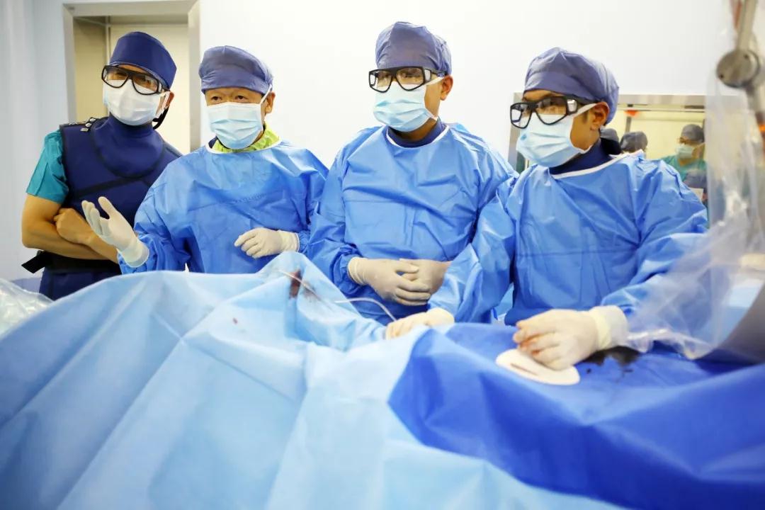 健康時報—專訪|我不是醫(yī)神，我只是個有愛心的醫(yī)生！