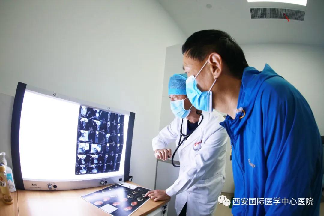 原點新聞—我不是醫(yī)神，我只是個有愛心的醫(yī)生！