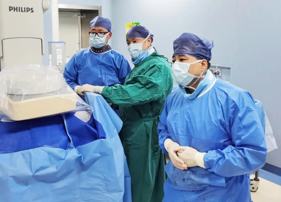 百歲老人吃飯難題解決了！