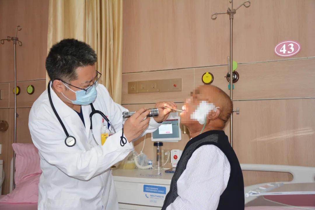 90歲的老爺爺患了腫瘤!放療中心“量身定制”診療方案，病情明顯緩解……