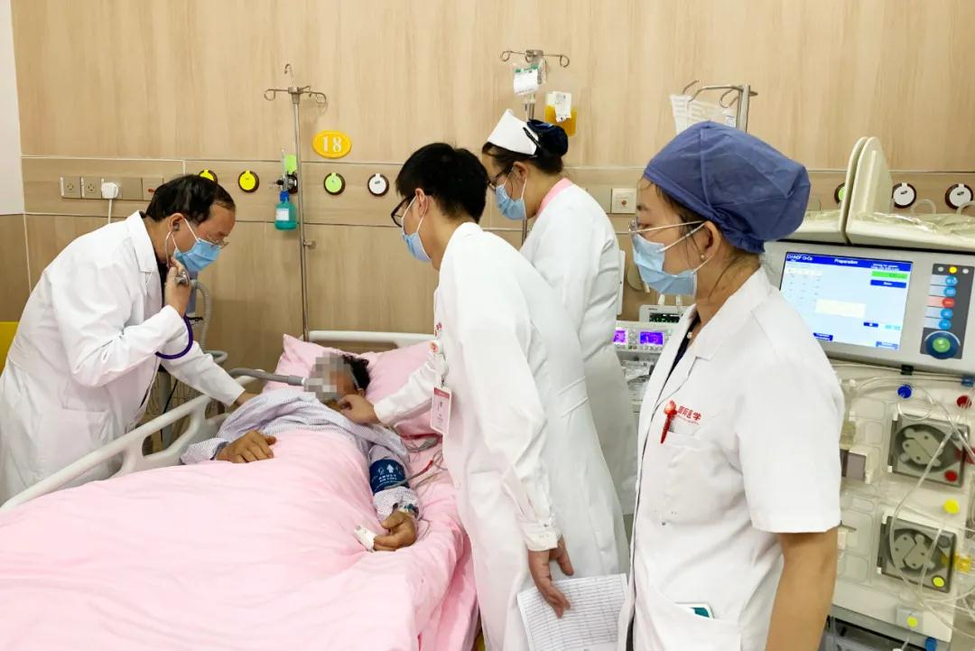 72小時(shí)緊急救治！64歲危重出血熱患者闖過生死關(guān)