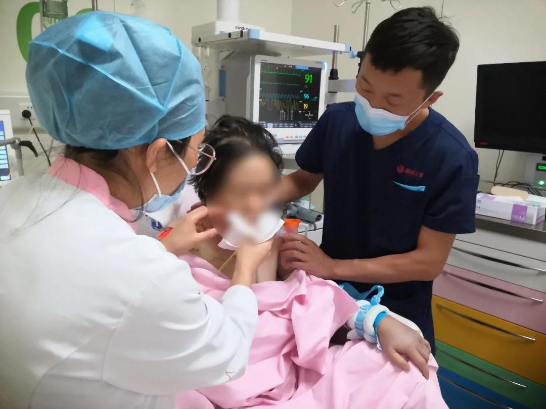 用心呵護(hù)|急救中心救治76歲心臟驟?；颊?>
				             </a>
                <div   id=