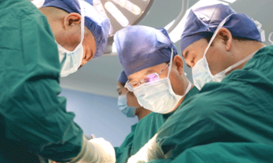 陜西網(wǎng)—世界首例！西安國際醫(yī)學中心醫(yī)院骨科完成高難度、高科技3D打印可動人工頸椎-椎間盤復合體植入術(shù)