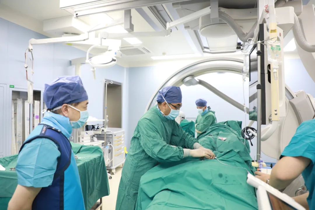 五一勞動(dòng)最光榮｜向佑護(hù)健康的白衣天使致敬！