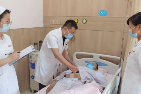 險(xiǎn)！胸痛查出體內(nèi)的“不定時(shí)炸彈” 醫(yī)生妙手成功“拆彈”