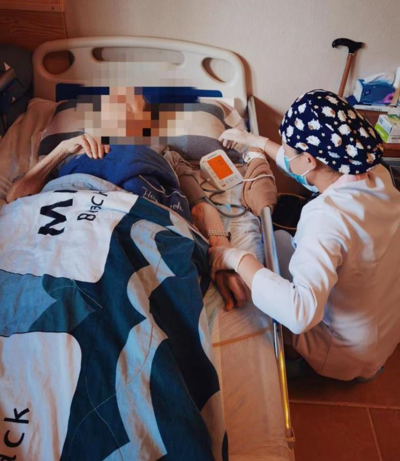 手機下單，護理到家！“西安國際醫(yī)學中心互聯(lián)網(wǎng)醫(yī)院上門護理服務”歡迎來約