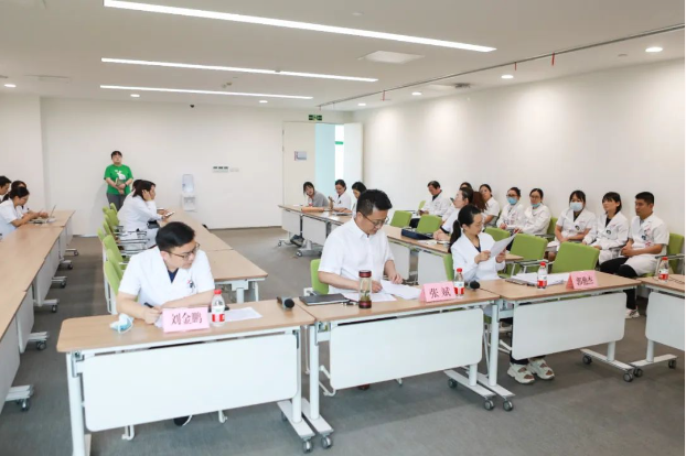 助推學(xué)科高質(zhì)量發(fā)展！我院舉行2021年院級課題中期答辯會