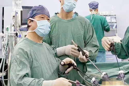 68cm橡膠水管吞入腹中！我院普外科腹腔鏡微創(chuàng)手術(shù)緊急施救！