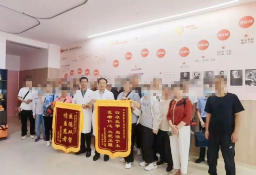 “慢?！被颊咴谶@有個(gè)“家”