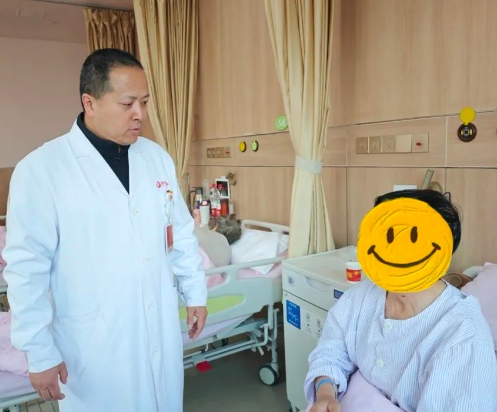 視力模糊、頭暈頭痛？專家：這項(xiàng)顱內(nèi)腫瘤檢查必不可少